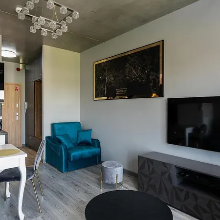 Rentplanet - Apartamenty Zarembowicza Wroclaw Exterior photo