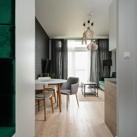 Rentplanet - Apartamenty Zarembowicza Wroclaw Exterior photo